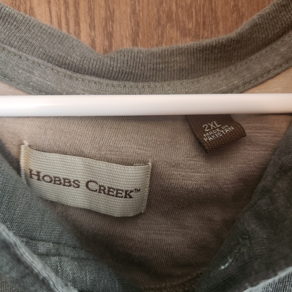 Hobbs Creek Men's Green Tee - Picture 2 of 3
